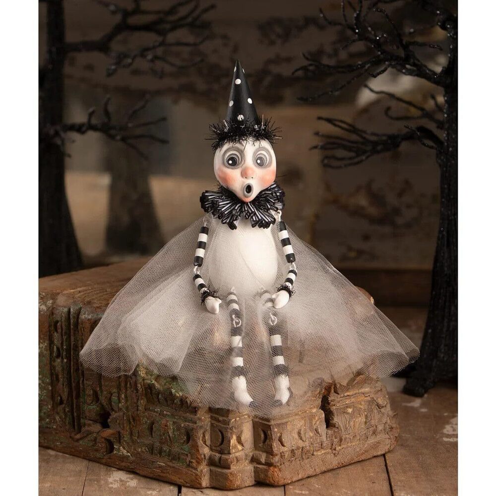 7439 Designs Party Ghost Sitter 11.25" LA4053 A Leeann Kress Design
